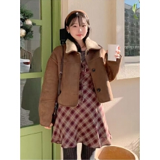 批发chic <b class='q'>韩版</b>冬季复古美拉德时尚翻领单排扣羊羔毛短款皮毛一体外套