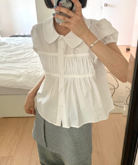 chic 한 부서 여름 달콤함 연령 감소 베이비 칼라 레이스 레이스 주름 장식 싱글 줄 버튼 거품 소매 셔츠 맨위