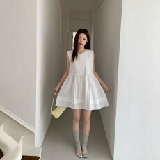 批发chic 韩系夏季温柔甜美小众简约圆领无袖背心短裙连衣裙
