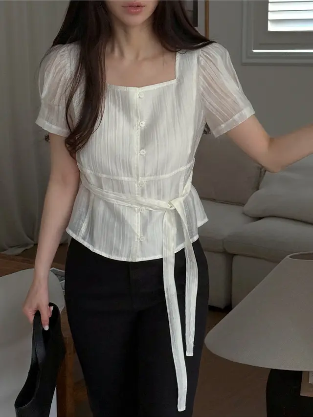프렌치 스타일 퍼프소매 셔츠 상세 이미지 1