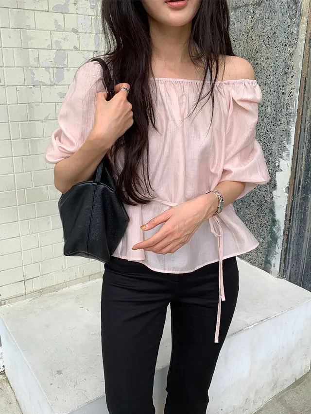 오프숄더 퍼프소매 쉬폰 블라우스 상세 이미지 20