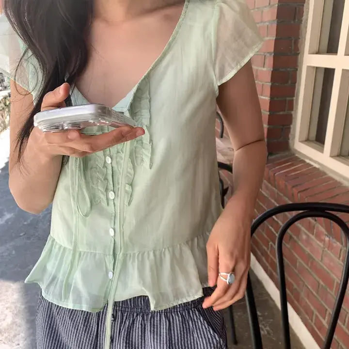 러플 끈 장식 플러터 소매 블라우스 상세 이미지 1