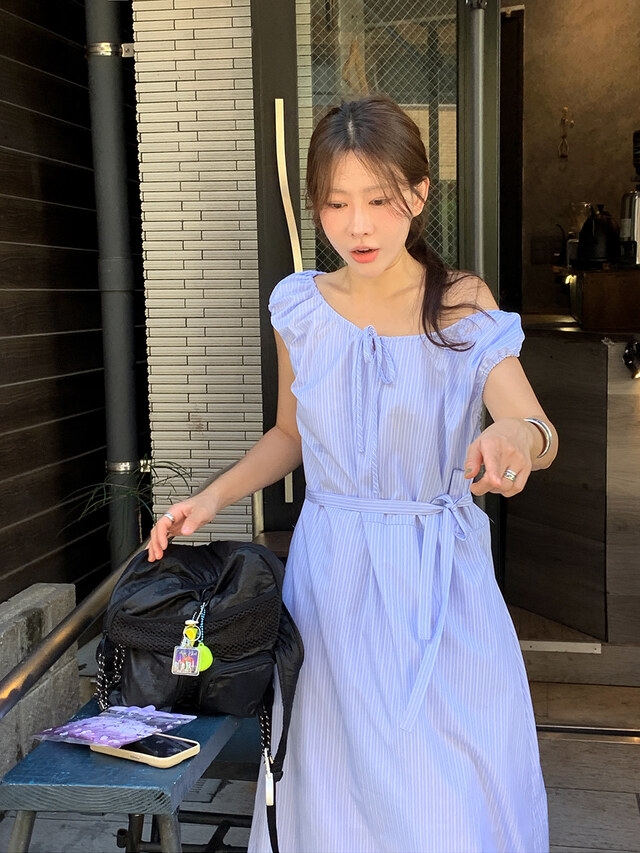 chic 한 부서 여름 프랑스식 부드러운 달콤함 오프숄더 레이스업 허리 수축 느긋한 루즈핏 휴가 캐주얼 드레스