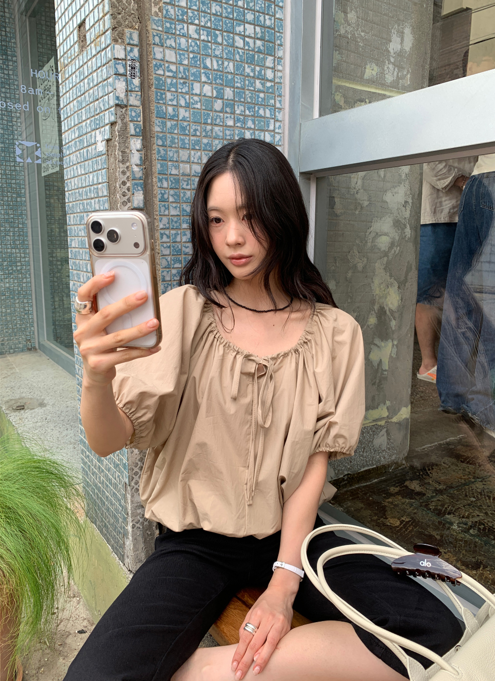 chic 한국 작은 대중 디자인 센스 펌프 로프 레이스업 품격 허리 수축 거품 소매 루즈핏 다용도 셔츠 맨위
