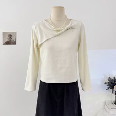 批发韩版<b class='q'>不规则</b>扭结镂空圆领长袖T恤女秋季2025时尚显瘦短款打底上衣