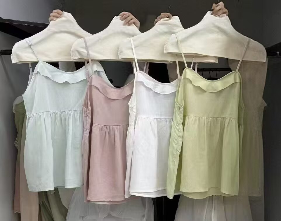 2026 한 부서 부드러운 바람 프릴 슬립 여성 여름 루즈핏 표지 고기 슬림해 보이는 달콤함 다용도 외출용 맨위