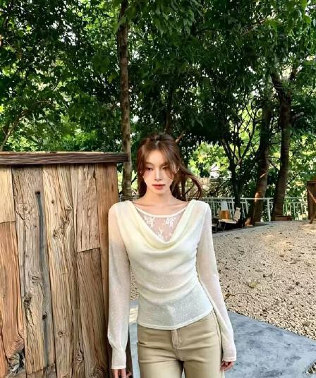 2026 페이크 레이어드 플래시 다이아몬드 흔들다 칼라 긴팔 여성 의류 가을 부드러운 바람 몸매 가꾸기 슬림해 보이는 기본 셔츠 커피 색상 맨위