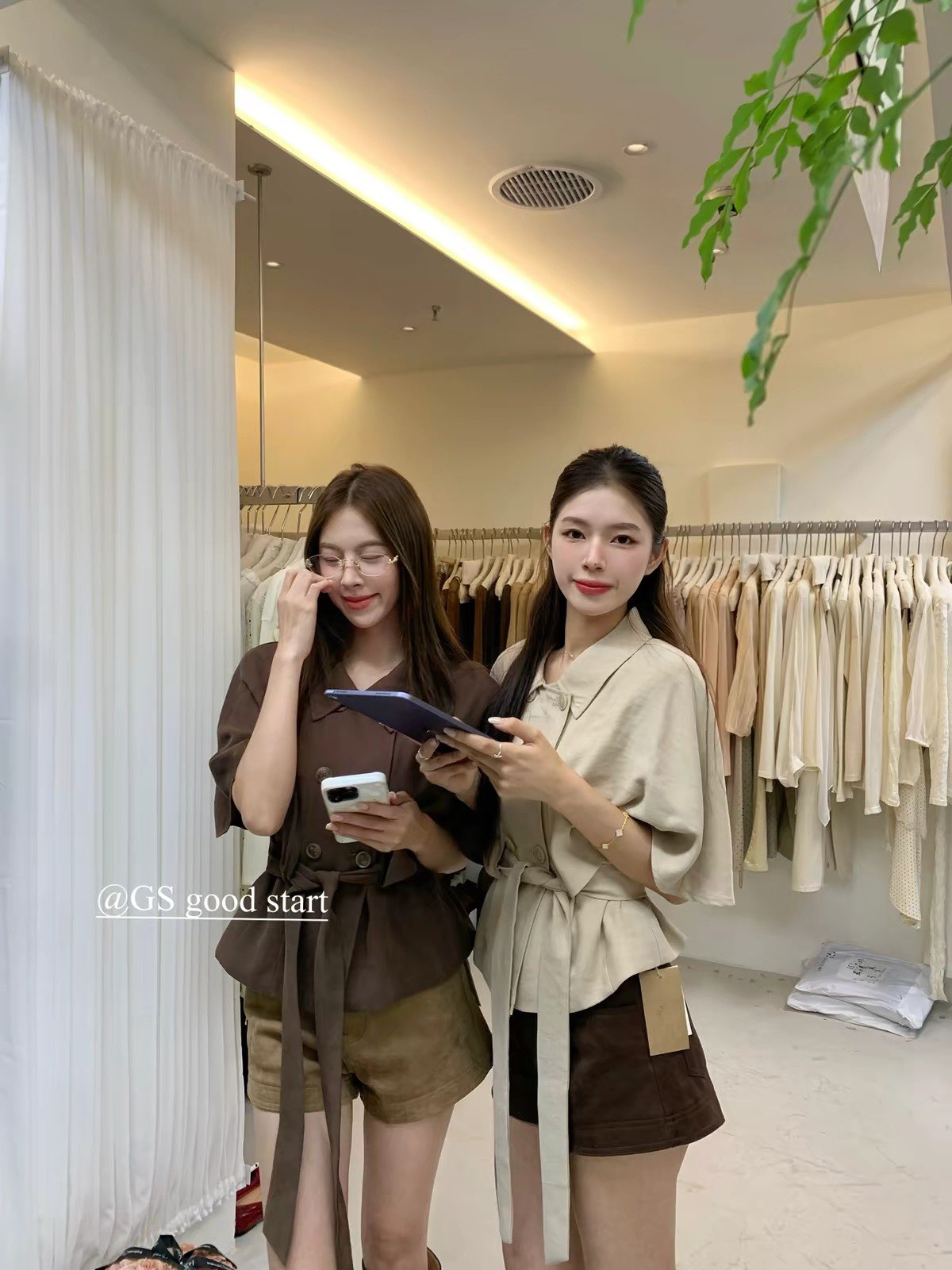BY31454# 女装配绑带秋美拉德通勤双排扣风衣斗篷短外套咖色上衣  服裝批發女裝批發服飾貨源