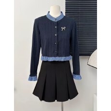 批发灰色小香风假两件针织开衫女秋季穿搭法式设计感小众针织杉上衣服
