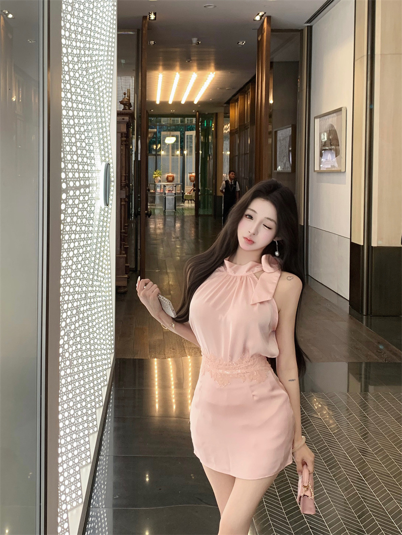 MY12038# 釉粉套装无袖挂脖上衣+高腰a字半身裙加蕾丝腰封女裝貨源服裝批發