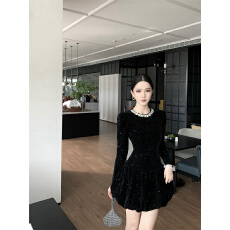 批发实拍轻奢碎闪丝绒礼服花苞裙名媛女秋冬收腰重工镶钻法式<b class='q'>连衣裙</b>子