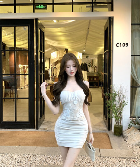 실사 디자인 센스 패치워크 꽃 민소매 튜브탑 치마 여성 여름 순수한 욕망 수신 벨트 가슴 패드 타이트 스커트 미니 스커트