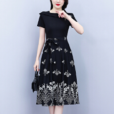 批发2026新款气质收腰黑色短袖拼接假两件遮肚显瘦减龄印花连衣裙女夏