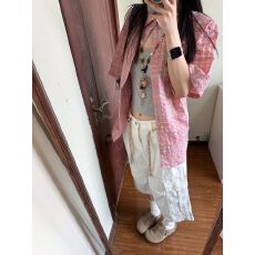 批发彩色格纹<b class='q'>短袖</b><b class='q'>衬衫</b>女夏季宽松休闲设计感古巴领情侣泡泡纱格子<b class='q'>衬衣</b>