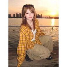 批发港味复古chic黄色格子<b class='q'>衬衫</b>女内搭叠穿宽松休闲百搭中长款<b class='q'>衬衣</b>外穿