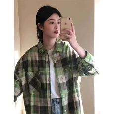 批发日系绿色格纹<b class='q'>衬衫</b>外穿女2025新款港味chic宽松休闲情侣款<b class='q'>衬衣</b>