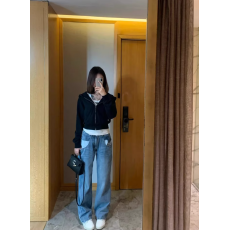 批发100%棉面华棉320g/420g春秋2025新款纯色修身短款拉链开衫<b class='q'>卫衣</b><b class='q'>女</b>