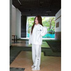 批发纯棉面料百搭刺绣雪花连帽卫衣<b class='q'>潮流</b>慵懒文艺日系<b class='q'>时尚</b>原宿简约