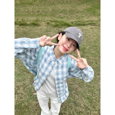 批发美式甜酷风灰蓝撞色格子<b class='q'>衬衫</b>女<b class='q'>长袖</b>百搭可爱休闲小众防晒盐系外套