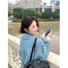 批发实价原版面料蓝色格子衬衫上衣女2026新款<b class='q'>夏</b>季薄款慵懒风休闲宽松