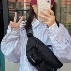 批发新款条纹衬衫上衣女春秋韩系宽松<b class='q'>设计</b>感小众初秋长袖衬衣休闲外套