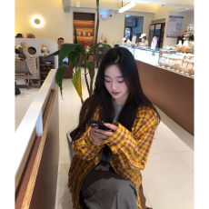 批发港味复古chic黄色格子衬衫女内搭叠穿宽松<b class='q'>休闲</b>百搭中长款衬衣外穿