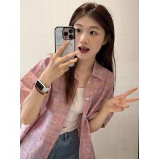 批发彩色格纹短袖<b class='q'>衬衫</b>女夏季宽松休闲设计感古巴领<b class='q'>情侣</b><b class='q'>泡泡纱</b>格子<b class='q'>衬衣</b>
