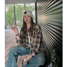 批发复古格子衬衫女韩版潮流春秋设计感薄款外套宽松慵懒风百搭衬<b class='q'>衣服</b>