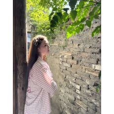 批发国潮牌粉色<b class='q'>格子</b>POLO领防晒衬<b class='q'>衫</b>女春夏开<b class='q'>衫</b>设计感修身显瘦百搭衬<b class='q'>衣</b>