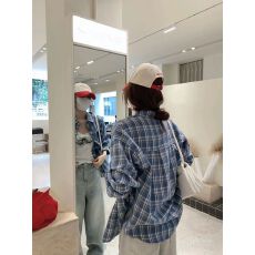 批发美式<b class='q'>街头</b>秋冬季休闲宽松设计感小众蓝色格纹长袖衬衫防晒上衣外穿