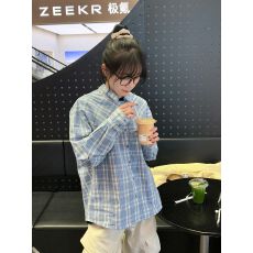 批发慵懒风翻领撞色格纹衬衫女<b class='q'>春</b>季新款设计感衬衣宽松休闲长袖上衣潮