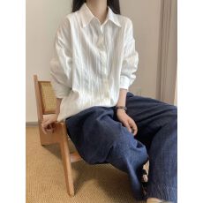 批发春季通勤风白色提花<b class='q'>长袖</b><b class='q'>衬衫</b>女宽松高级感防晒<b class='q'>衬衣</b>纯色上衣