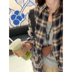 批发磨毛藏青色格子韩系<b class='q'>外套</b>长袖衬衣新款复古衬衫慵懒宽松上衣休闲