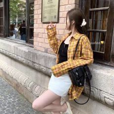 批发港味复古chic黄色格子衬衫女内搭叠穿宽松休闲百搭<b class='q'>中长款</b>衬衣外穿