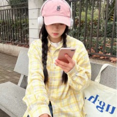 批发原版面料美式格子<b class='q'>衬衫</b>女外套春季宽松<b class='q'>长袖</b>翻领黄色外搭<b class='q'>衬衣</b>上衣