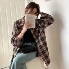 批发复古格子<b class='q'>衬衫</b>女<b class='q'>韩版</b>潮流春秋设计感薄款外套宽松慵懒风百搭<b class='q'>衬衣</b>服
