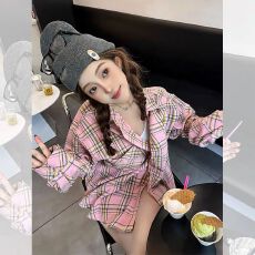 批发森系甜美粉色格纹衬<b class='q'>衫</b>女早秋中厚宽松休闲显瘦中长款衬<b class='q'>衣</b>外穿开<b class='q'>衫</b>
