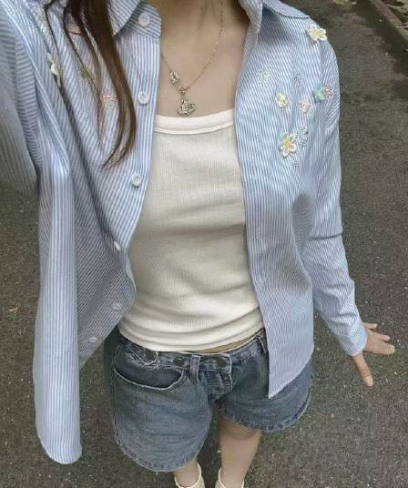 원본 원단 자수 스트라이프 여성 셔츠 스택 착용 표지 고기 루즈핏 다용도 셔츠 외부 가져 가라. 자외선 차단 오픈 가디건 ins 트렌디
