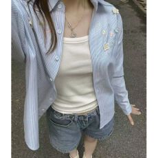 批发原版面料刺绣<b class='q'>条纹</b>衬衫女叠穿遮肉宽松百搭衬衣外搭防晒<b class='q'>开衫</b>ins潮