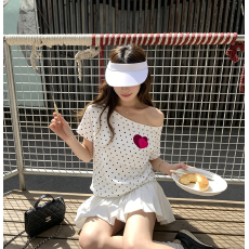 批发不退换韩系波点斜肩短袖t恤女夏季宽松慵懒风小众露肩上衣潮