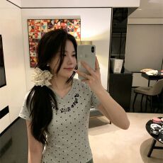 批发不退换多巴胺波点v领短袖t恤女夏修身收腰正肩短款小上衣