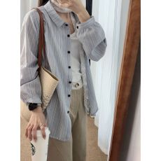 批发法式高级感宽松蓝色条纹<b class='q'>衬衫</b>女夏季薄款时尚<b class='q'>衬衣</b>长袖中长款外套