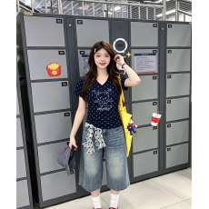 批发不退换多巴胺波点v领短袖t恤女夏修身收腰正肩短款小上衣