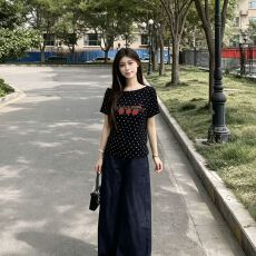不退换韩系波点斜肩短袖t恤女夏季宽松慵懒风小众露肩上衣潮