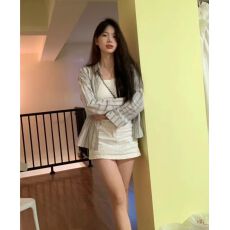 长袖衬衫女2026新款设计感小众蓝色条纹法式上衣夏季防晒衬衣外套