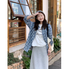 批发美式<b class='q'>街头</b>秋冬季休闲宽松设计感小众蓝色格纹长袖衬衫防晒上衣外穿