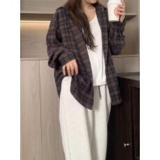 批发棕色加厚磨毛<b class='q'>格子衬衫</b>女秋冬季新款宽松休闲百搭长袖衬衣外套