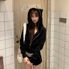 批发早秋短款连帽卫衣外套女2026秋季小个子春秋薄款开衫运动上衣