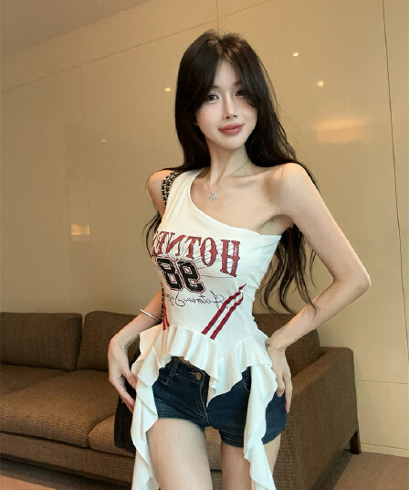 실사 비스듬한 어깨 디자인 센스 순수한 욕망 핫걸 한 부서 비대칭 디자인 센스 프릴 티셔츠 맨위