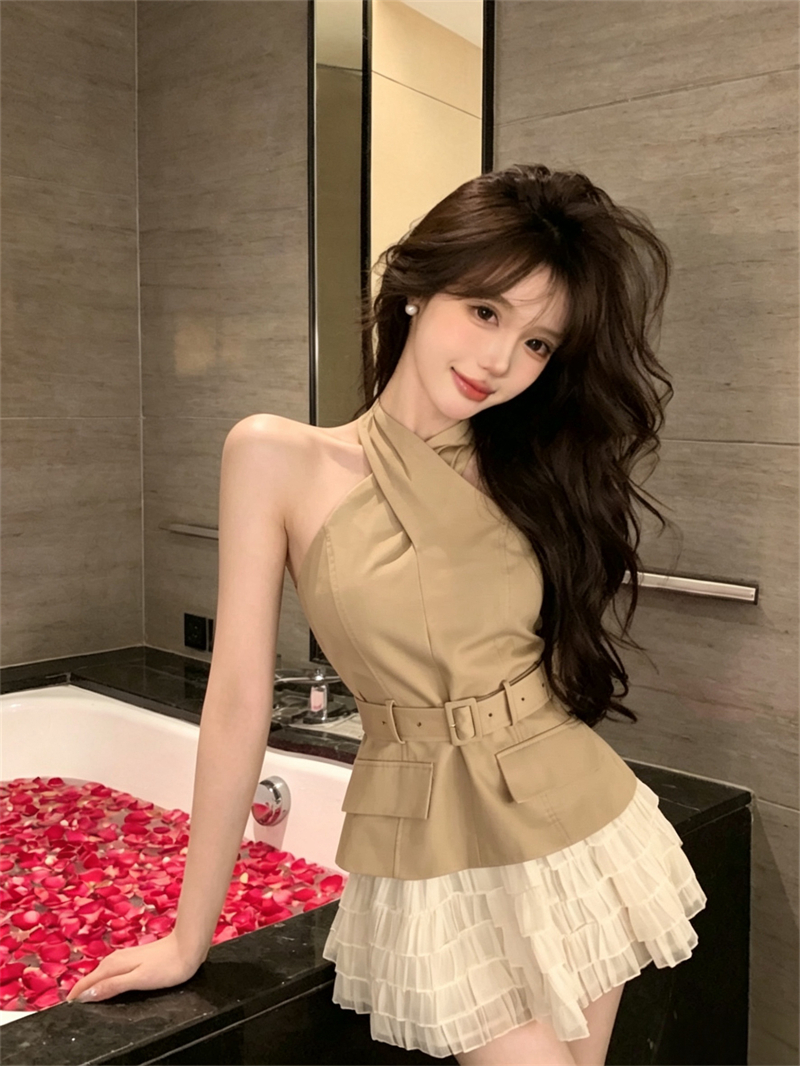 실사 순수한 욕망 핫걸 프랑스식 십자가 행침 목 디자인 센스 백리스 허리 수축 민소매 맨위 반신 스커트